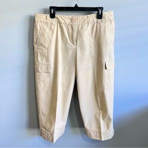Izod 12 Beige Cargo Capri Pants Cotton 6 Pockets Cropped Zip Button